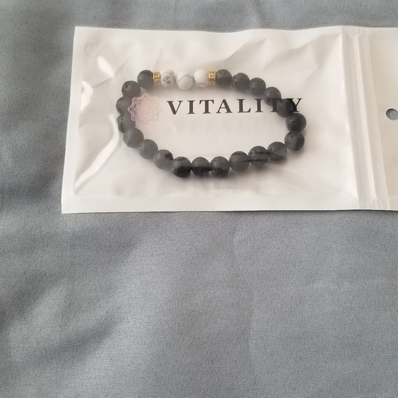 Diffuser bracelet - Picture 2 of 3